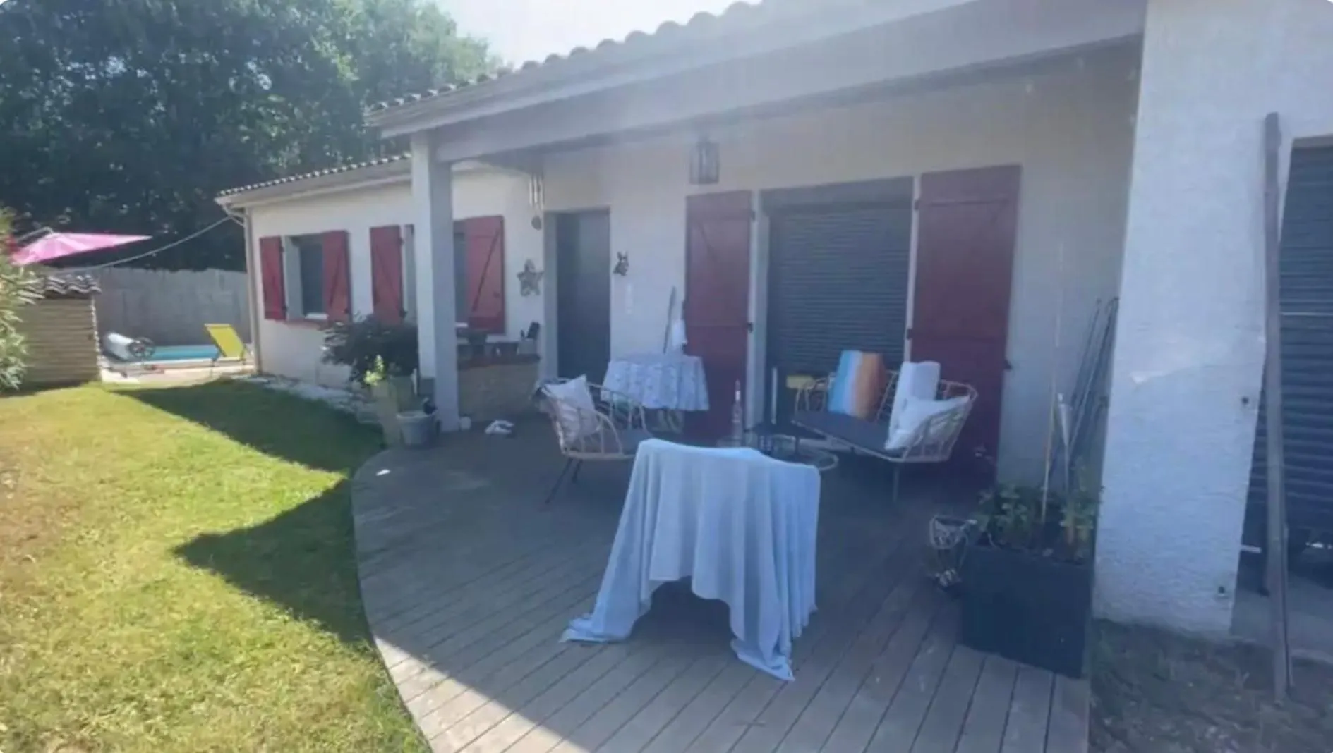 Séjour chez l'habitant Maison Avec Piscine Saint-Sulpice  France